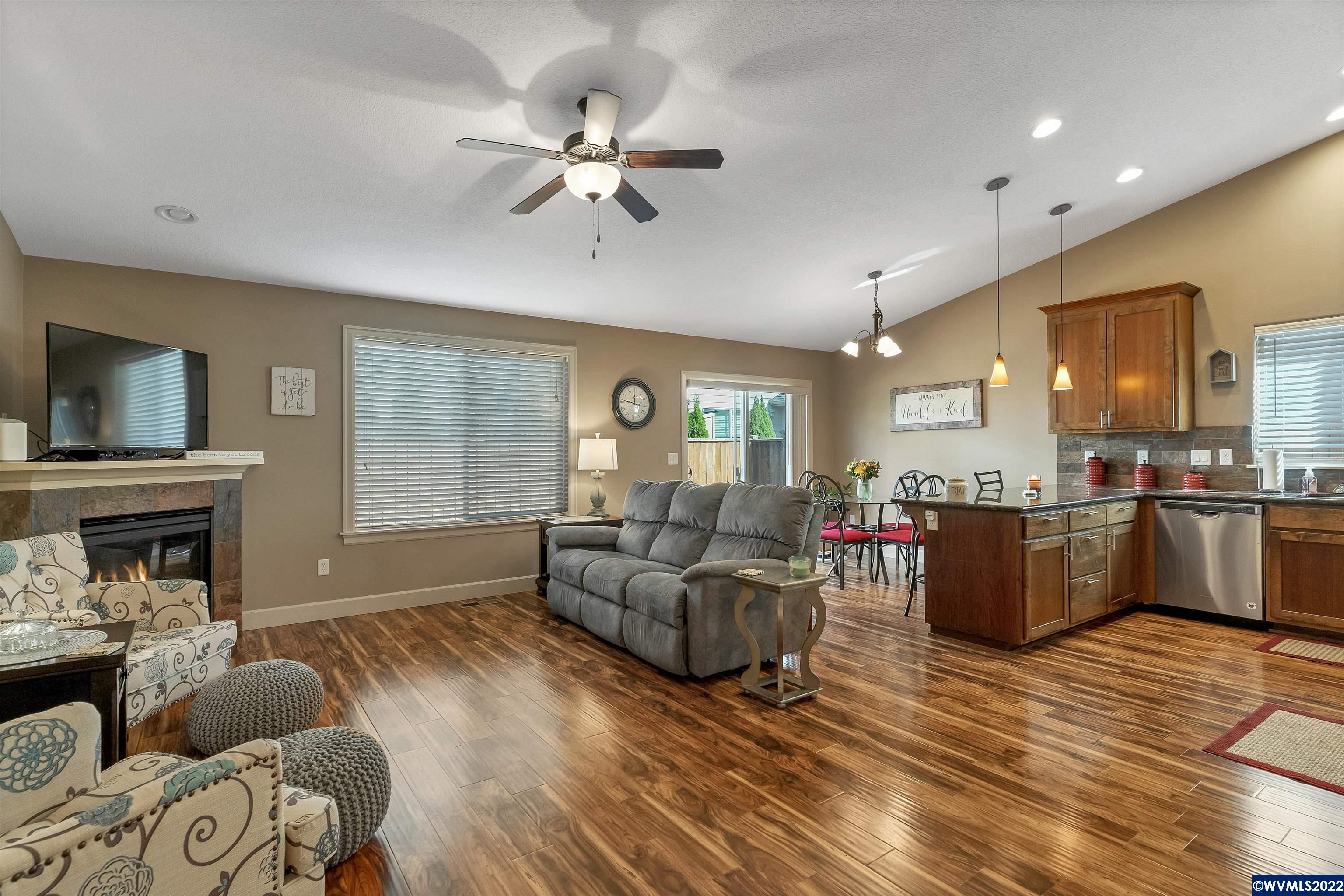 1027 Taurus Loop Northeast Keizer, OR 97303 - Photo 17 of 30 Gallery Image 17