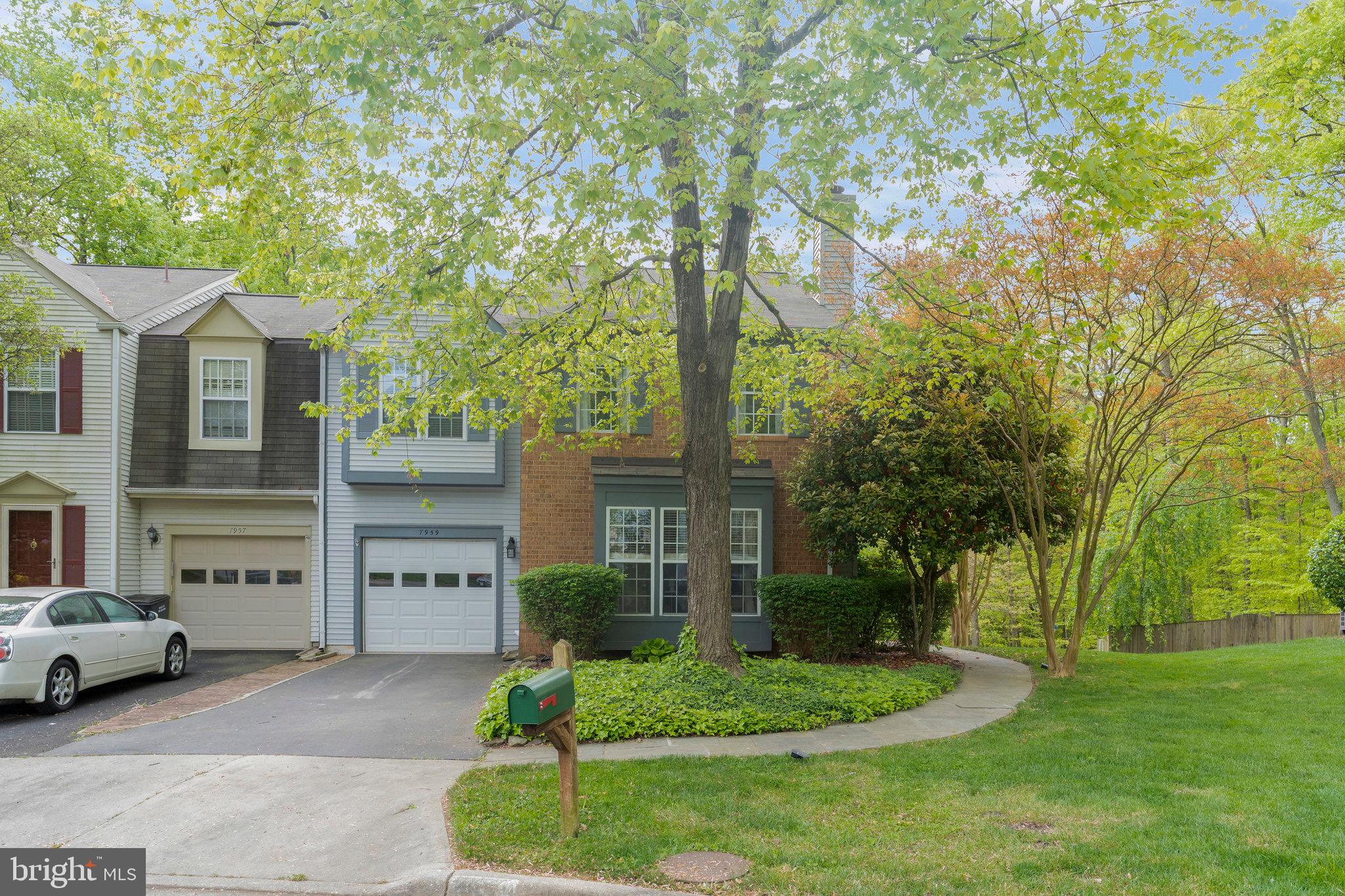 7959 Gambrill Court Springfield, VA 22153 - Photo 3 of 44 Gallery Image 3