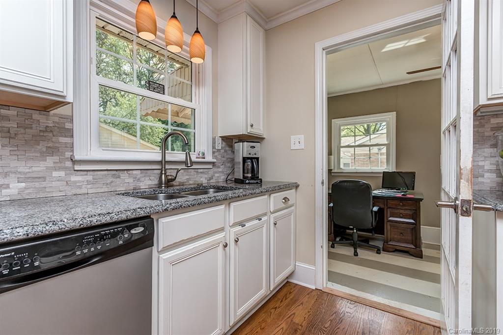 915 Burnley Road Charlotte, NC 28210 - Photo 11 of 24 Gallery Image 11