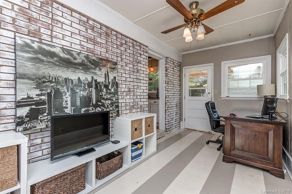 915 Burnley Road Charlotte, NC 28210 - Photo 13 of 24 Gallery Image 13