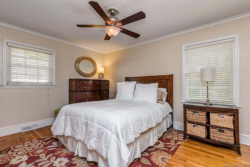 915 Burnley Road Charlotte, NC 28210 - Photo 14 of 24 Gallery Image 14