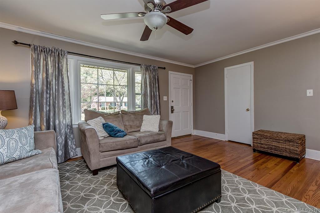 915 Burnley Road Charlotte, NC 28210 - Photo 6 of 24 Gallery Image 6
