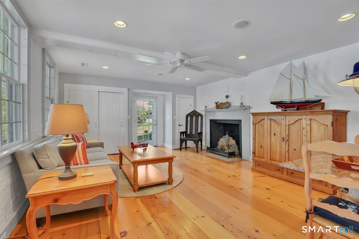 30 Knowles Road East Hampton, CT 06456 - Photo 25 of 40