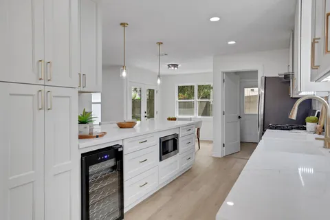 $630,000 | 3019 Stetson Lane, Houston, TX 77043