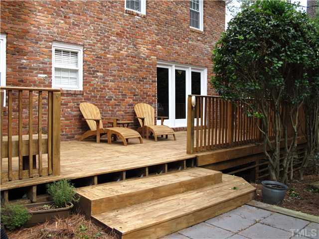 5213 Edgewood Road Raleigh, NC 27609 - Photo 11 of 15