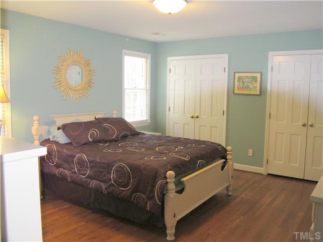 5213 Edgewood Road Raleigh, NC 27609 - Photo 8 of 15