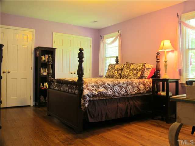 5213 Edgewood Road Raleigh, NC 27609 - Photo 10 of 15