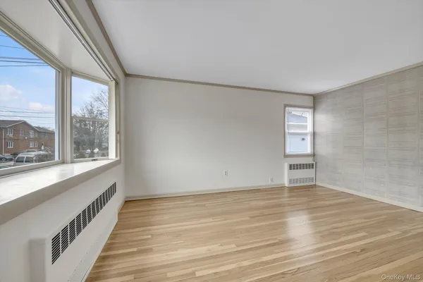 $3,750 | 9 Graywood Road, Port Washington, NY 11050