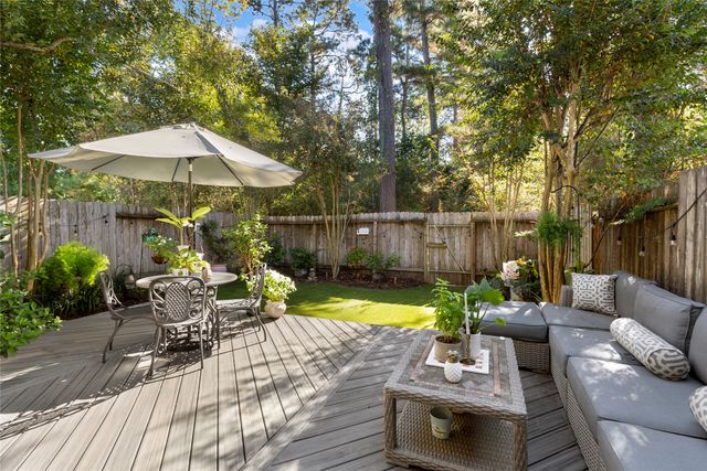 $340,000 | 74 Valley Oaks Circle, The Woodlands, TX 77382