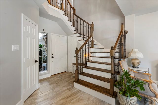 $340,000 | 74 Valley Oaks Circle, The Woodlands, TX 77382