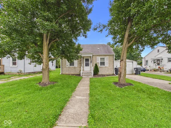 $110,000 | 327 Edgemound Drive, Anderson, IN 46013