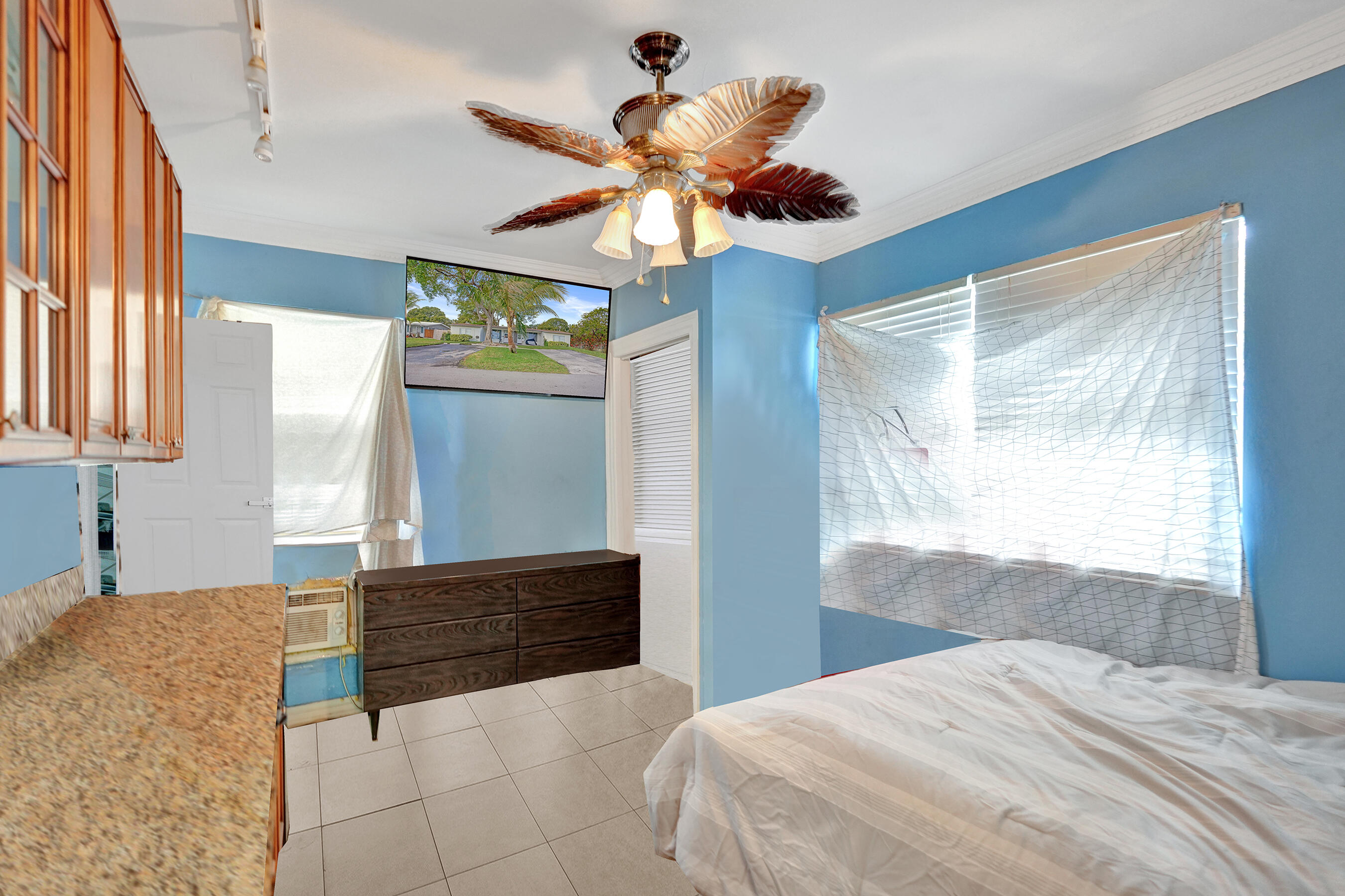 2461 Northeast 20th Avenue Lighthouse Point, FL 33064 - Photo 34 of 55 DSC04416