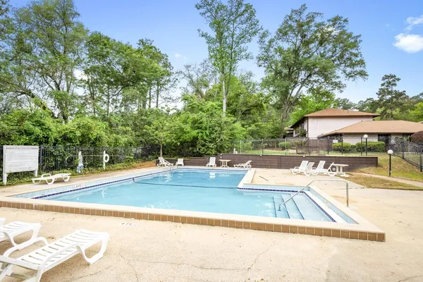 $114,900 | 208 Westwood Drive, Tallahassee, FL 32304