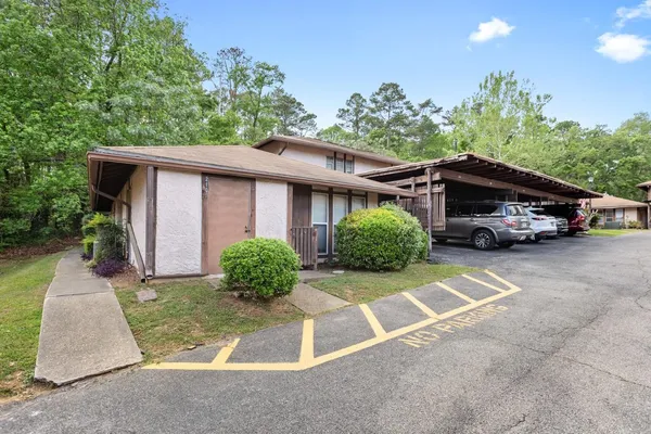 $114,900 | 208 Westwood Drive, Tallahassee, FL 32304