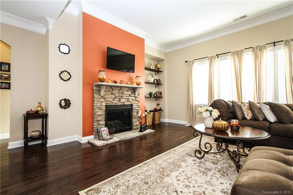919 Solandra Way, Unit 656 Tega Cay, SC 29708 - Photo 8 of 24