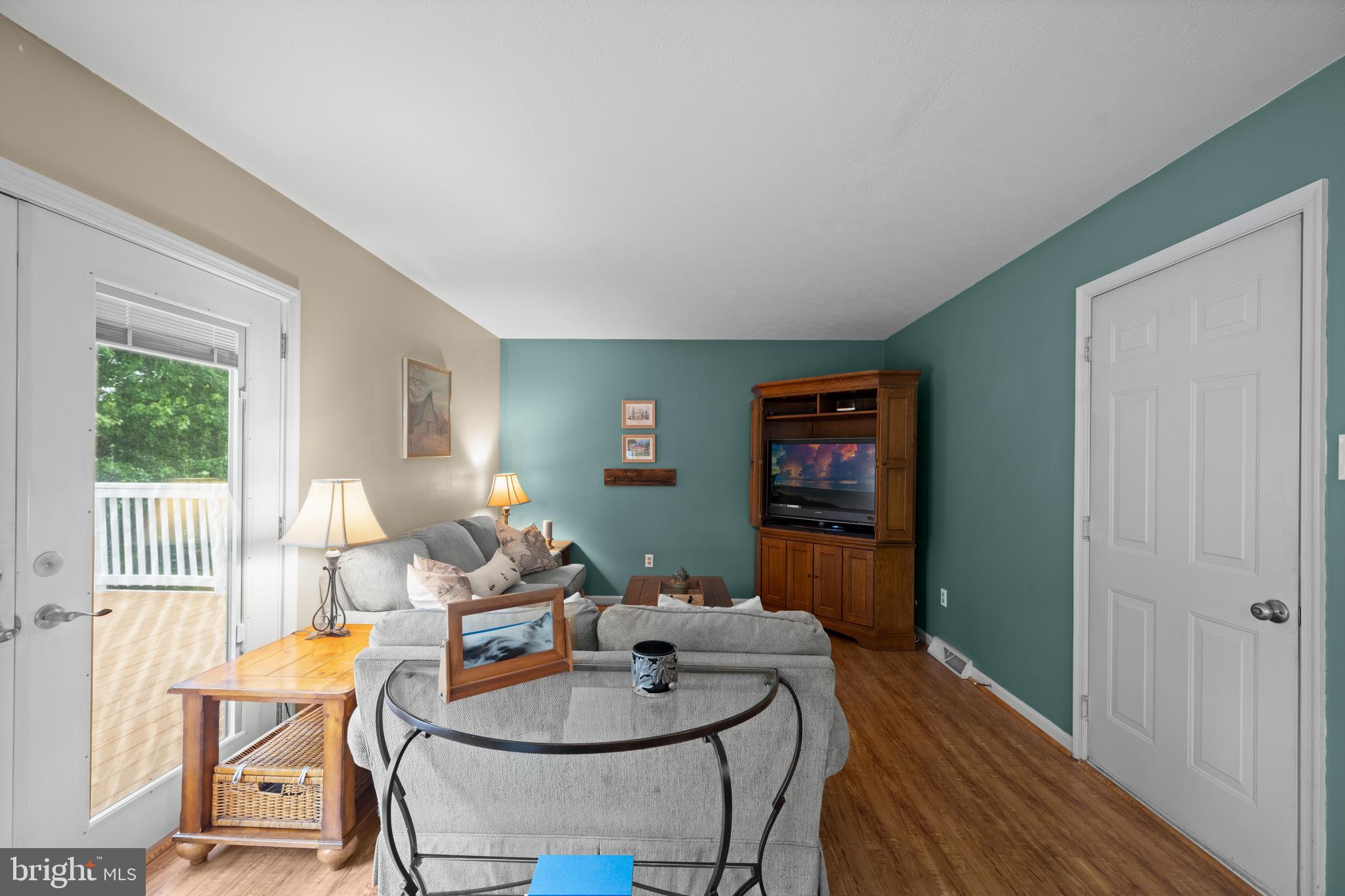 6569 Tydings Road Eldersburg, MD 21784 - Photo 20 of 60 Family Room