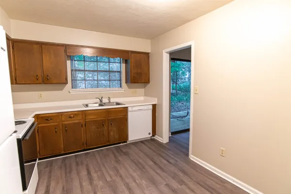 $1,100 | 2201 Hartsfield Road, Unit A, Tallahassee, FL 32303