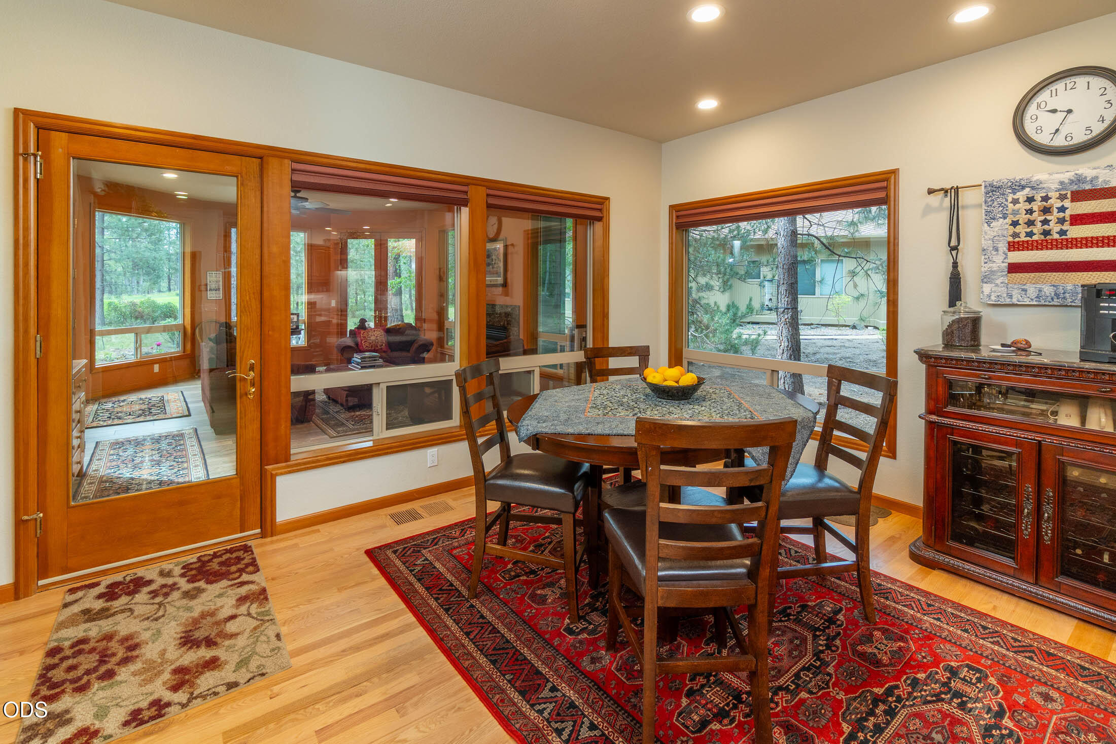 60621 Golf Village Loop Bend, OR 97702 - Photo 13 of 47