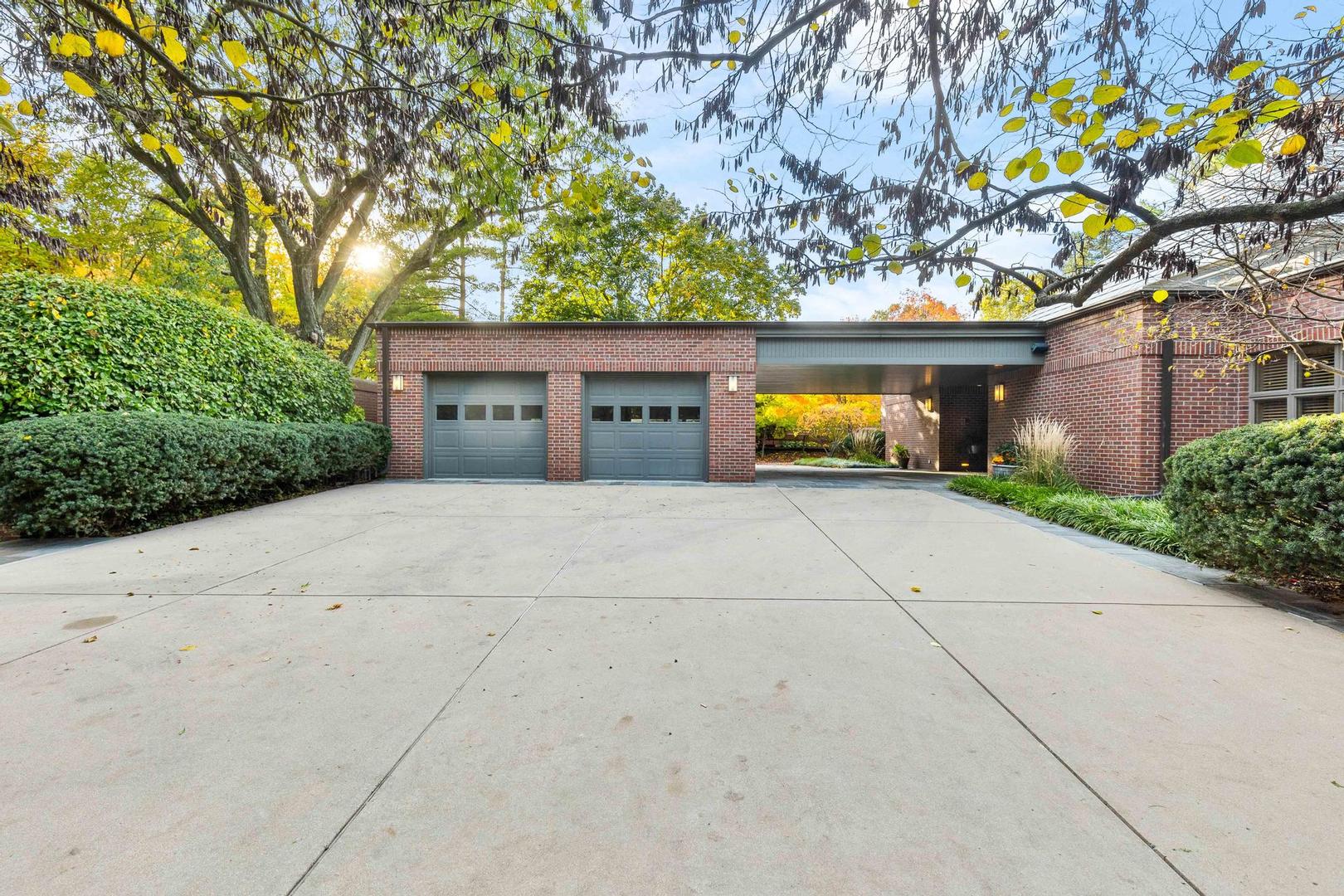 36 Sunset Road Bloomington, IL 61701 - Photo 28 of 67 a view of a house with a tree