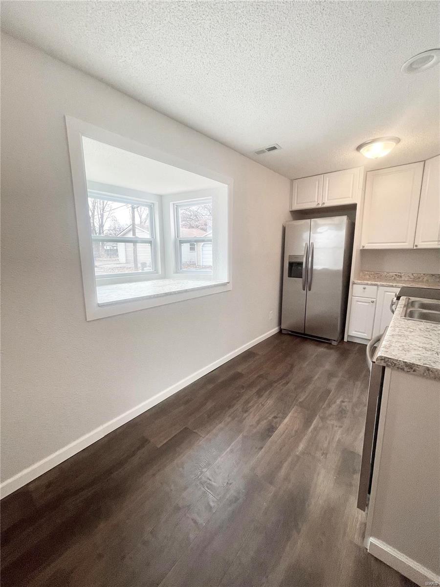 822 Arthur Street Belleville, IL 62221 - Photo 6 of 11