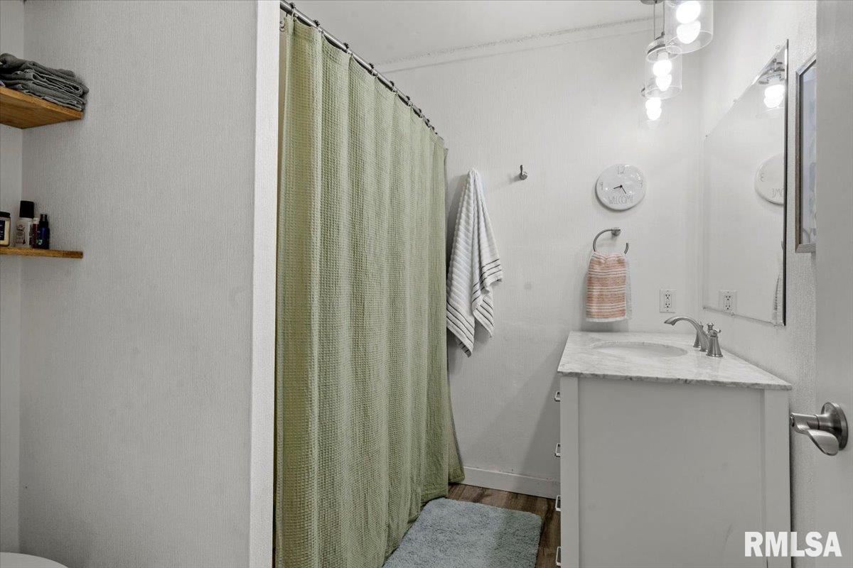 201 Woodcrest Drive Springfield, IL 62703 - Photo 14 of 37