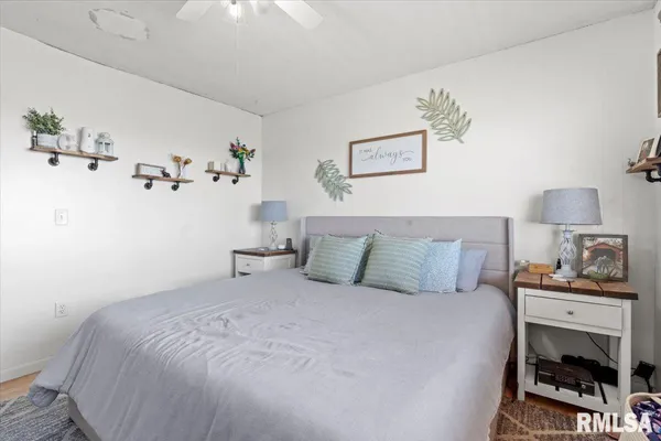 $225,000 | 201 Woodcrest Drive, Springfield, IL 62703