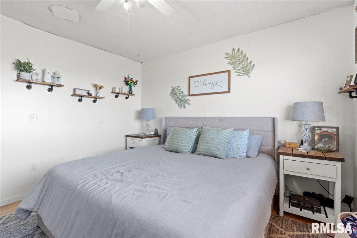 201 Woodcrest Drive Springfield, IL 62703 - Photo 18 of 37