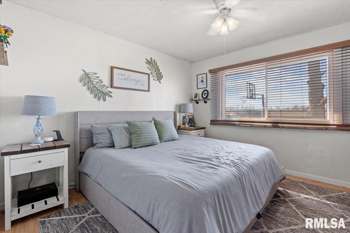 201 Woodcrest Drive Springfield, IL 62703 - Photo 19 of 37