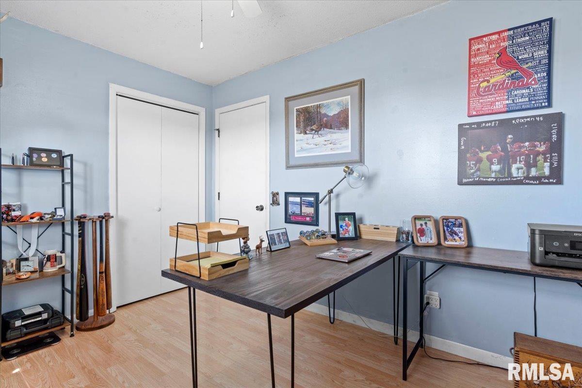 201 Woodcrest Drive Springfield, IL 62703 - Photo 28 of 37