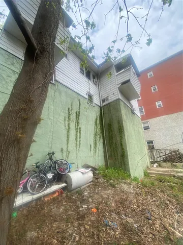 $1,050,000 | 3650 Waldo Avenue, Unit 2 | Kingsbridge