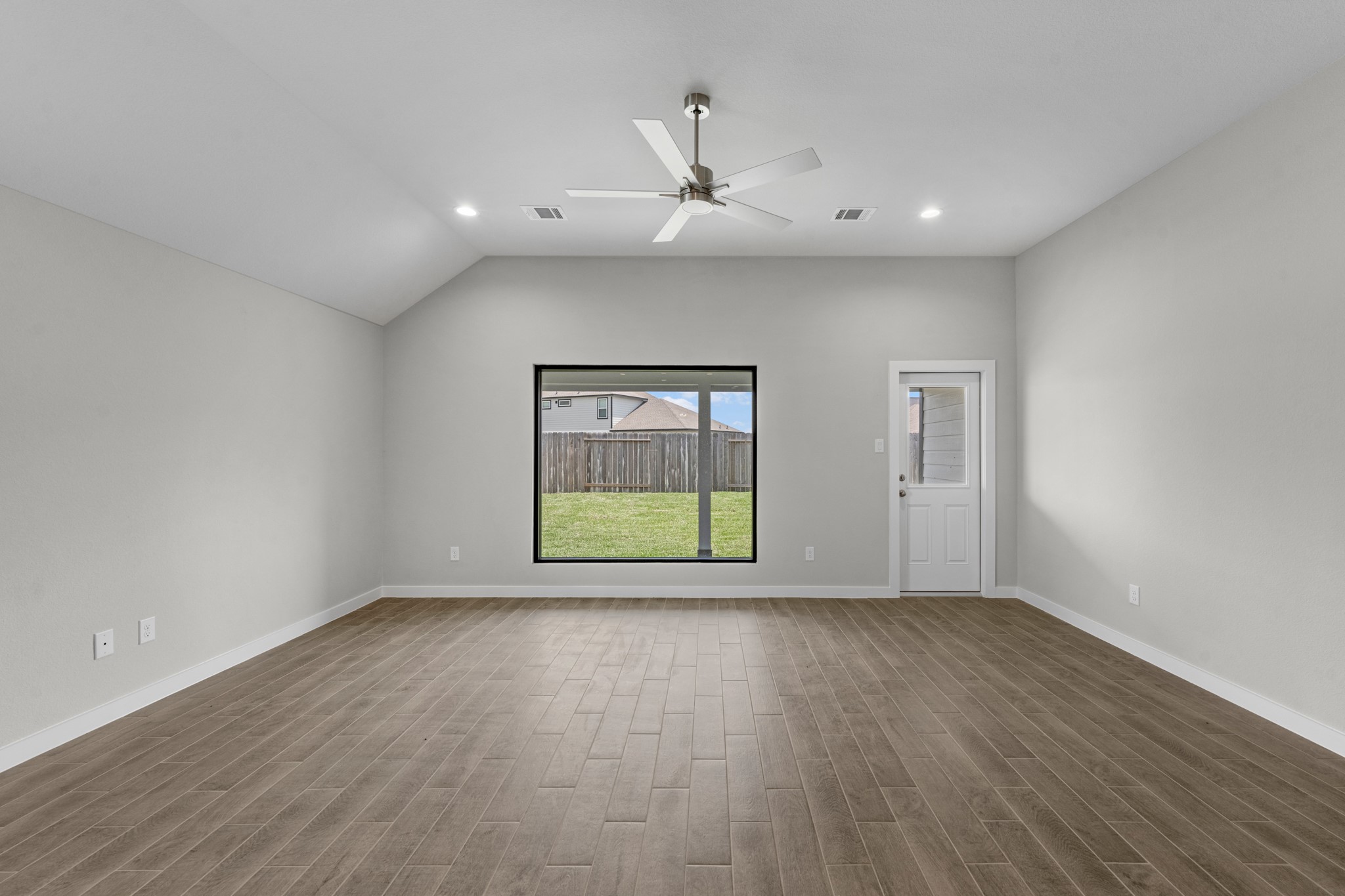 8743 Mallow Rose Way Rosharon, TX 77583 - Photo 17 of 29