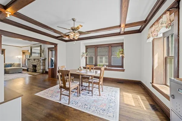 $350,000 | 611 West Maple Avenue, Independence, MO 64050