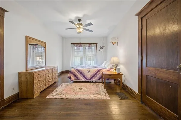 $350,000 | 611 West Maple Avenue, Independence, MO 64050
