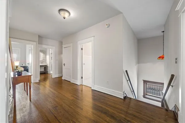 $350,000 | 611 West Maple Avenue, Independence, MO 64050