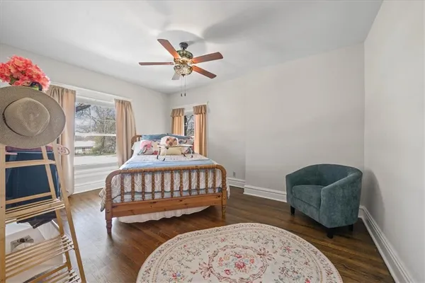 $350,000 | 611 West Maple Avenue, Independence, MO 64050