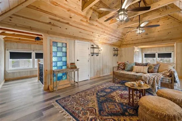 $350,000 | 611 West Maple Avenue, Independence, MO 64050