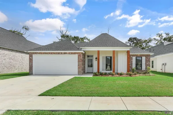 $343,600 | 5186 Black River Road, Darrow, LA 70725