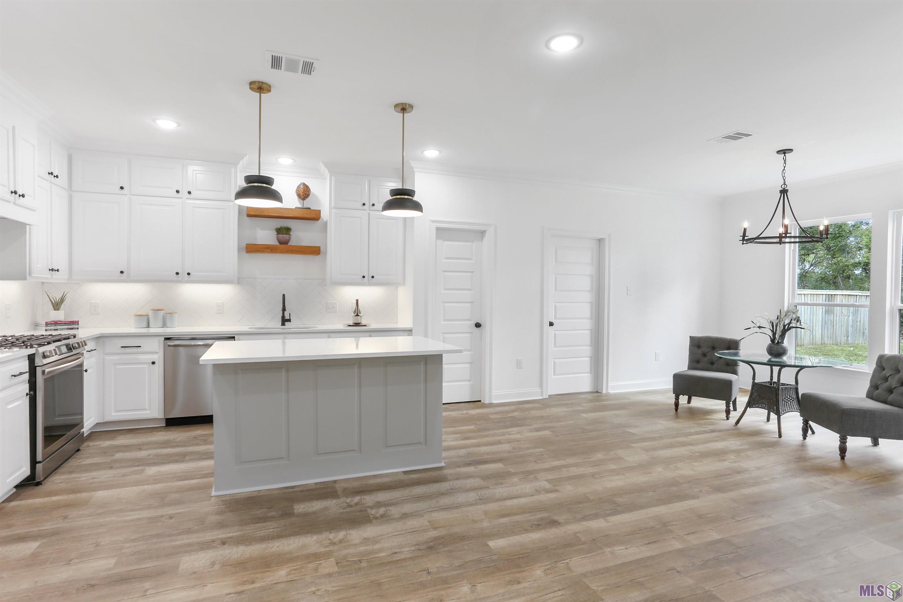 5186 Black River Road Darrow, LA 70725 - Photo 7 of 19