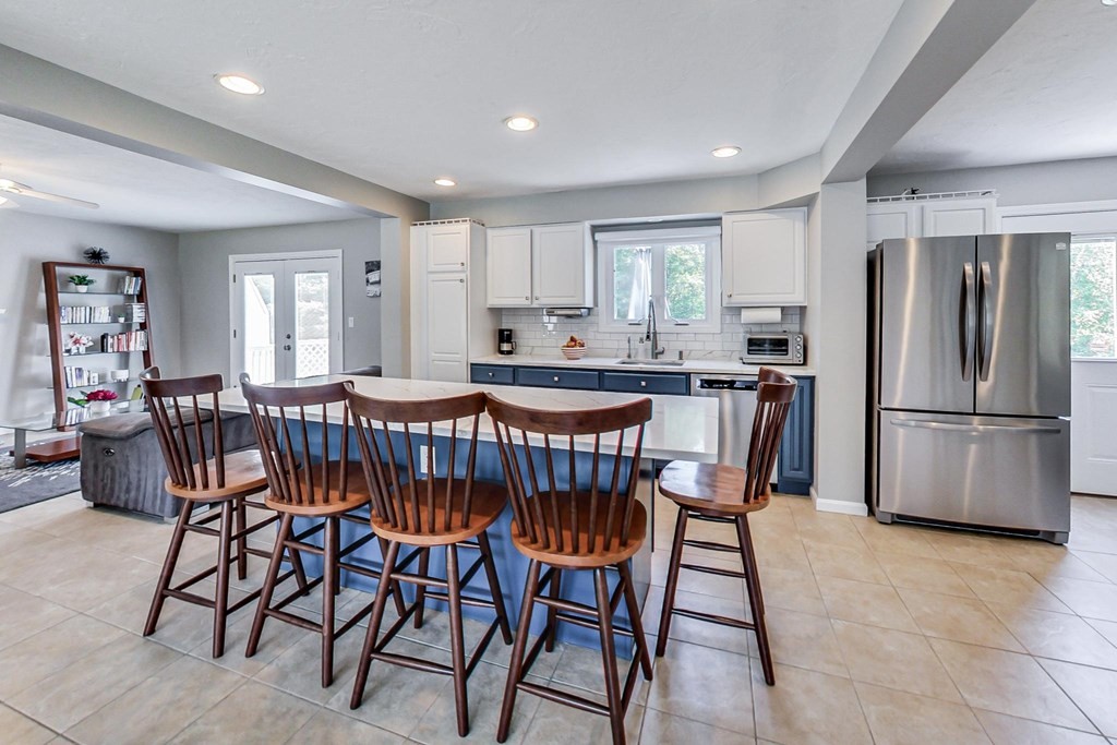 45 Harriman Road Hudson, MA 01749 - Photo 11 of 41 Gallery Image 11