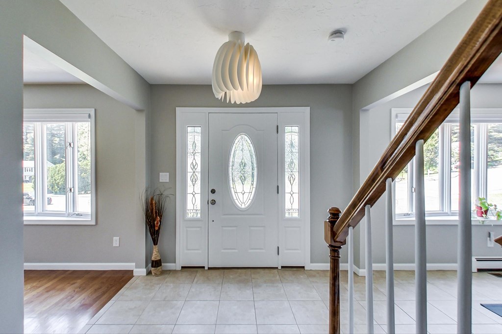 45 Harriman Road Hudson, MA 01749 - Photo 6 of 41 Gallery Image 6