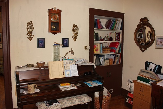 17530 Millard Road Morrison, IL 61270 - Photo 8 of 17 a view of workspace with workspace and toys