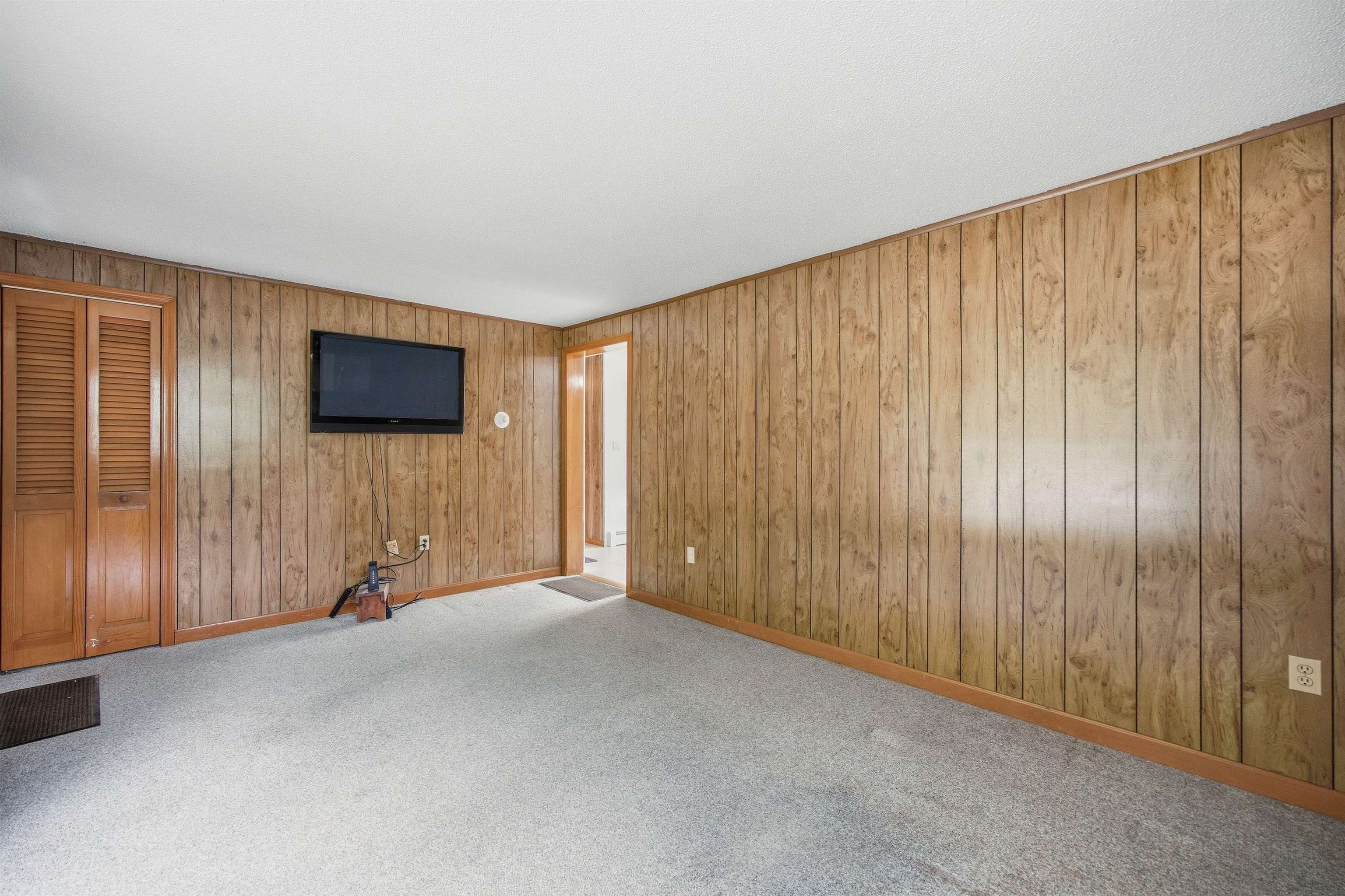 461 Coventry Road Benton, NH 03785 - Photo 27 of 49