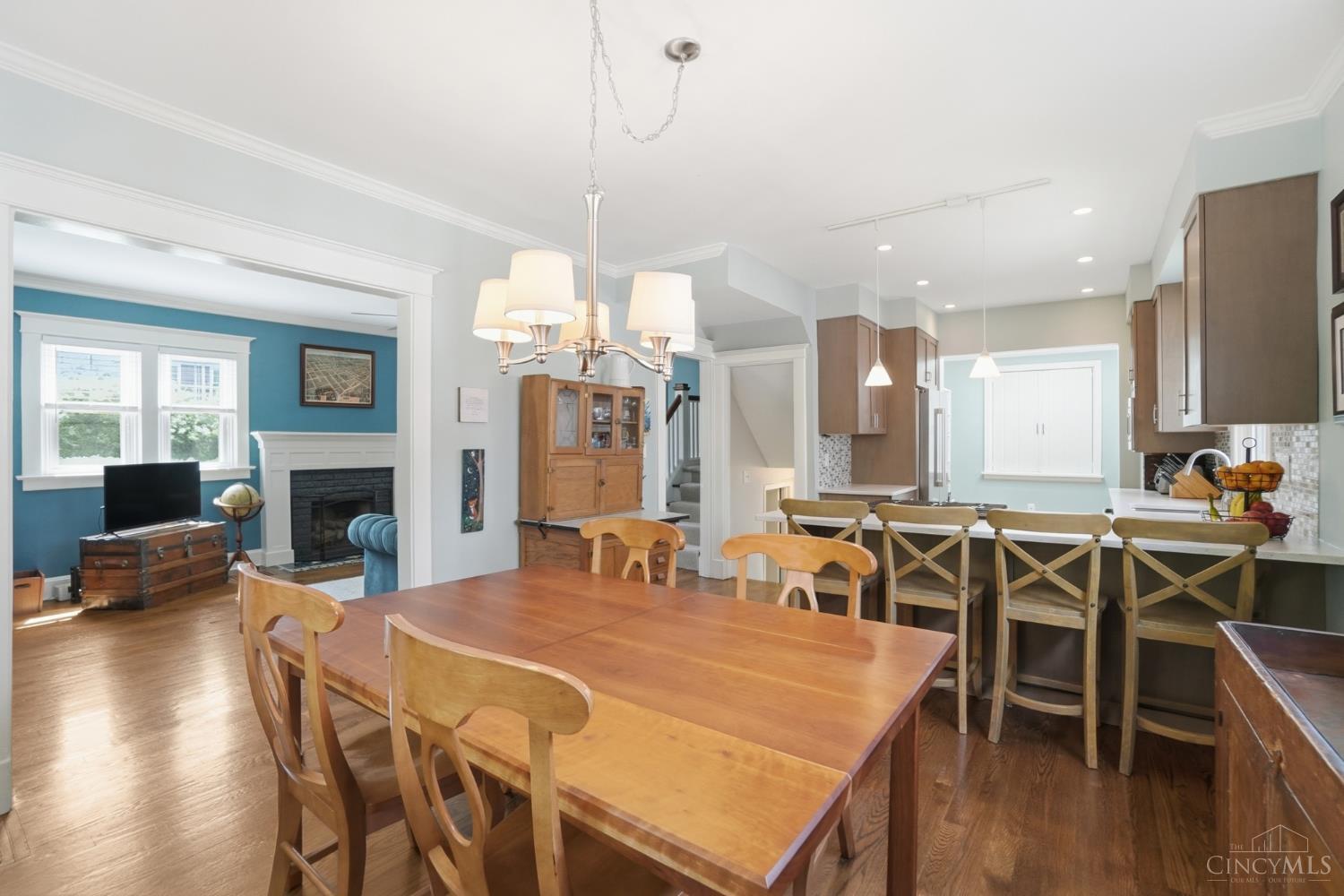 1325 Edwards Road Cincinnati, OH 45208 - Photo 17 of 43