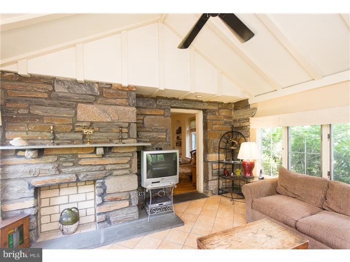 35 Llanberris Road Bala Cynwyd, PA 19004 - Photo 8 of 25 Family Room