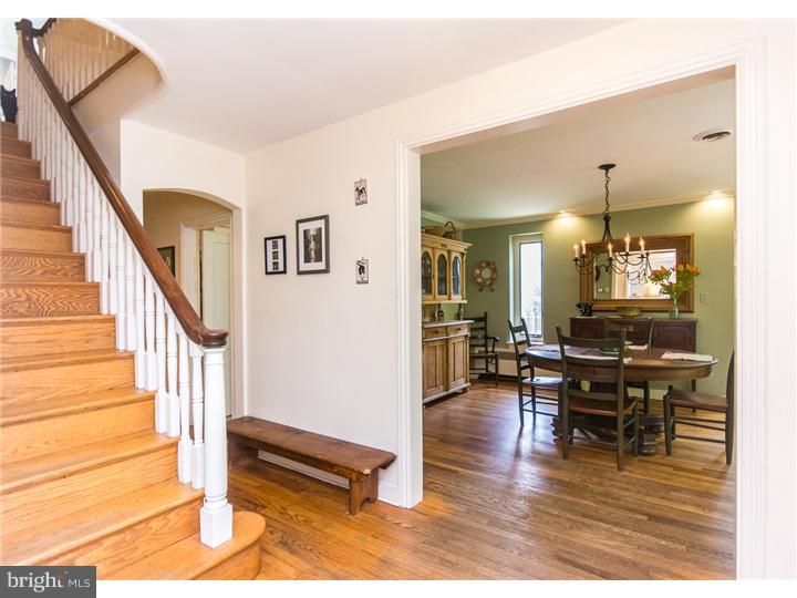 35 Llanberris Road Bala Cynwyd, PA 19004 - Photo 9 of 25 Foyer