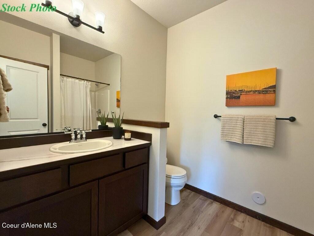 1107 Jersey Street Sandpoint, ID 83864 - Photo 9 of 31 Primary Bathroom