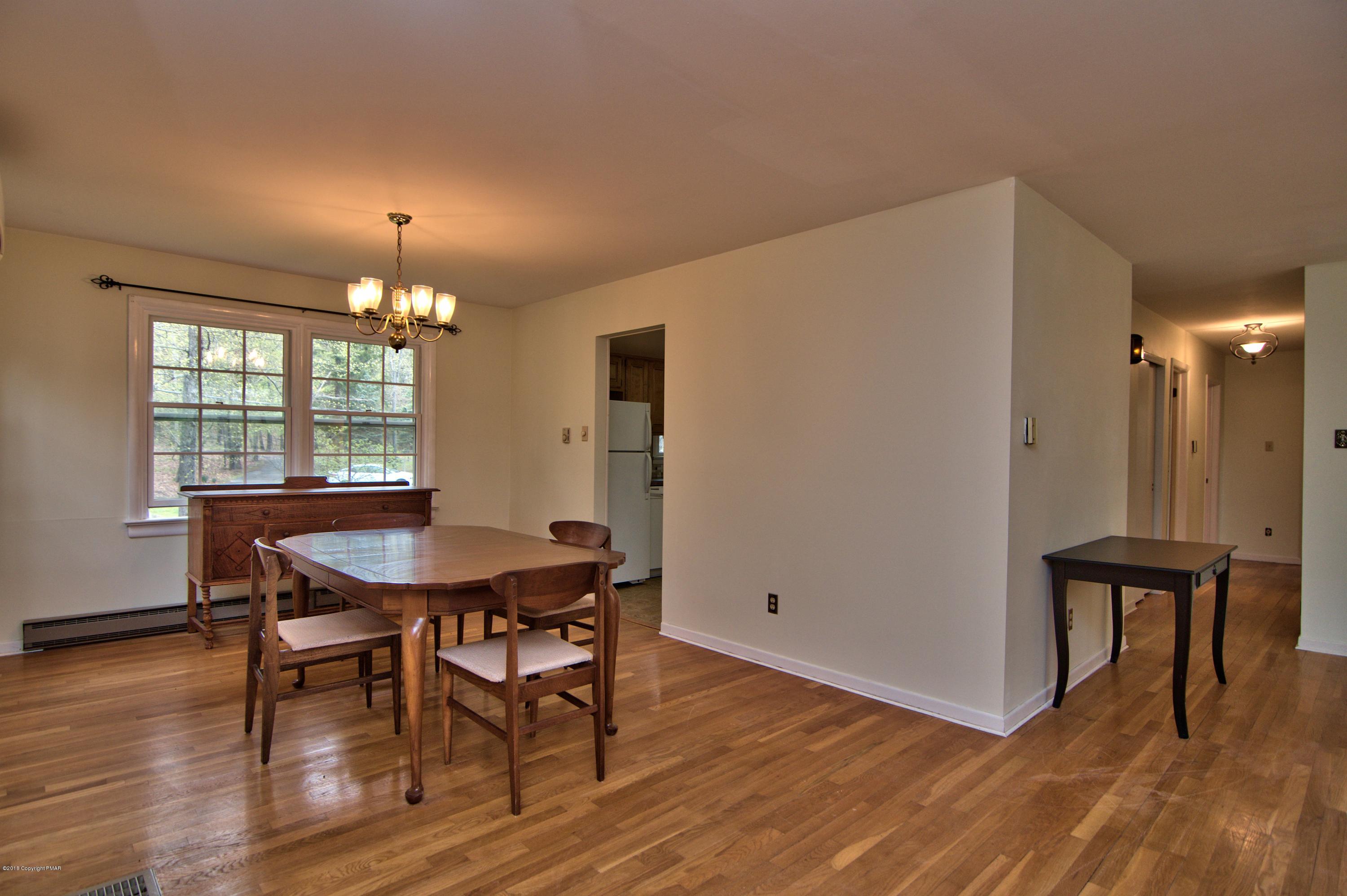 8510 Ridge Road Cresco, PA 18326 - Photo 23 of 83 Dining Room View 1