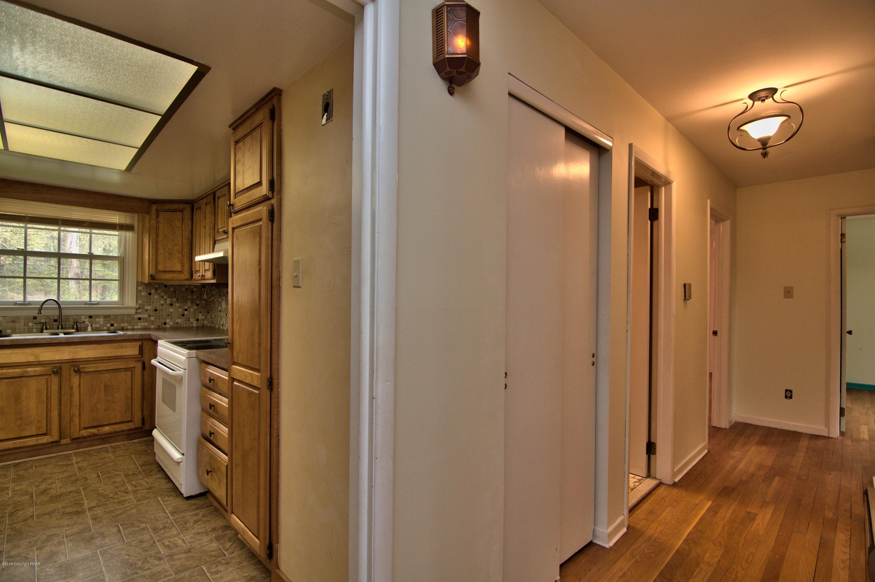 8510 Ridge Road Cresco, PA 18326 - Photo 25 of 83 Hall