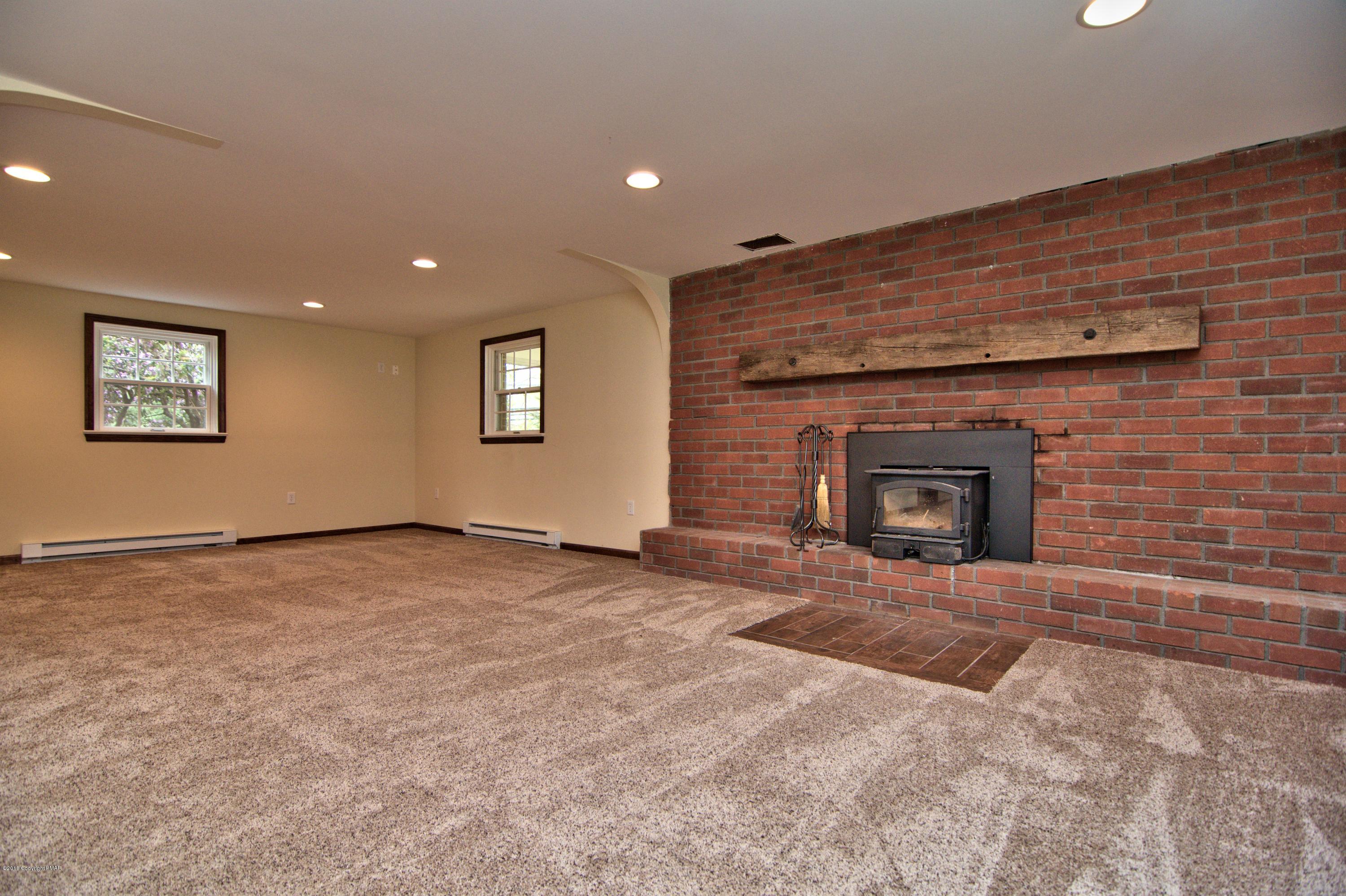 8510 Ridge Road Cresco, PA 18326 - Photo 32 of 83 Family Room View 2
