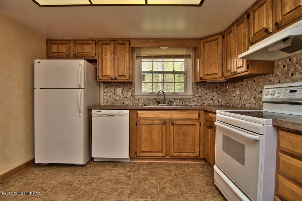 8510 Ridge Road Cresco, PA 18326 - Photo 50 of 83 Kitchen View 3